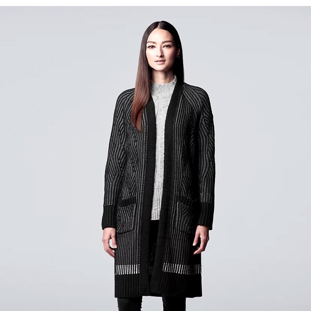 NWT Simply Vera Black and Gray Coatigan